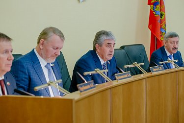 Депутаты приняли областной бюджет
